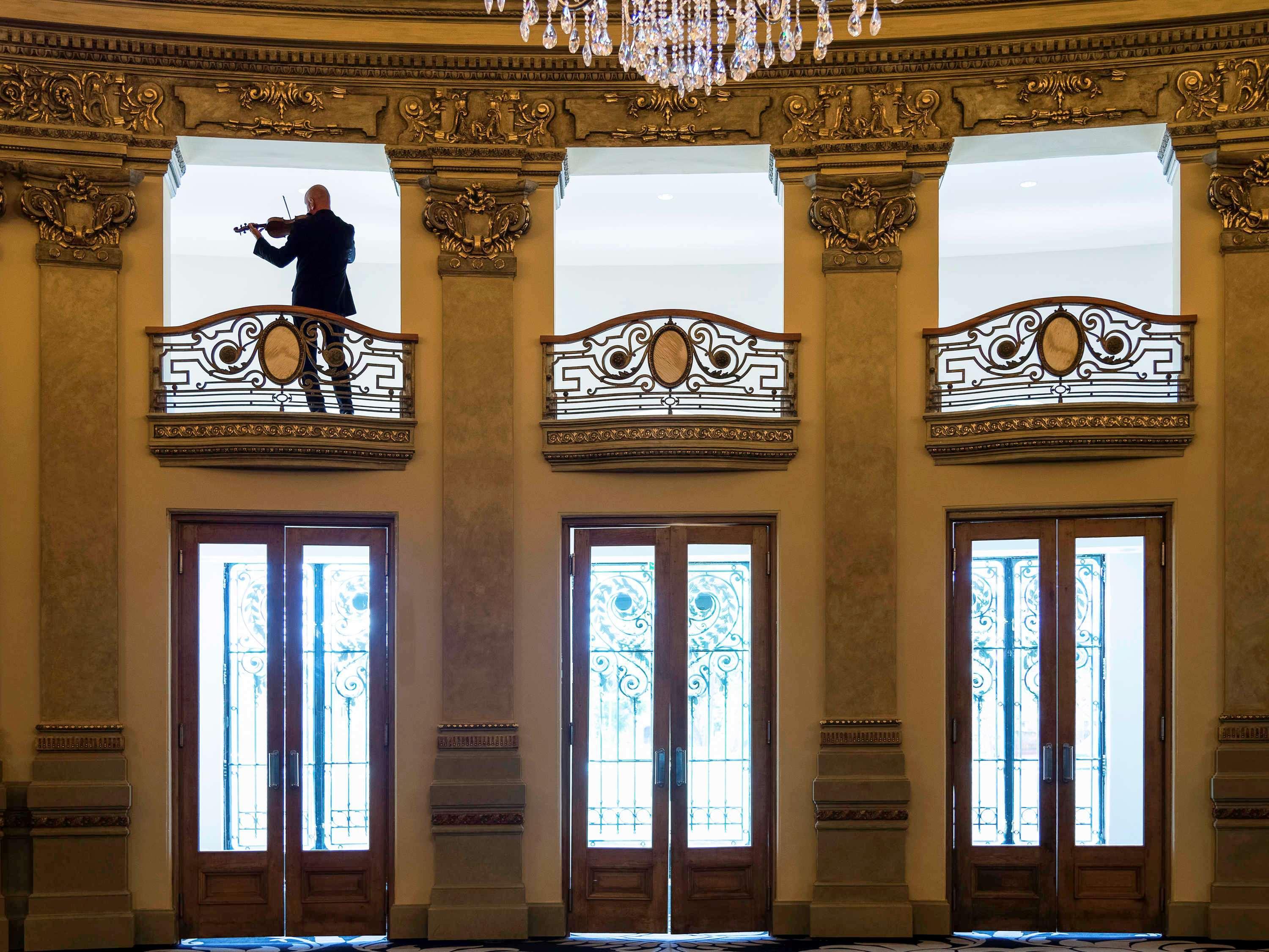 Sofitel Montevideo Casino Carrasco & Spa Buitenkant foto The White House Concert