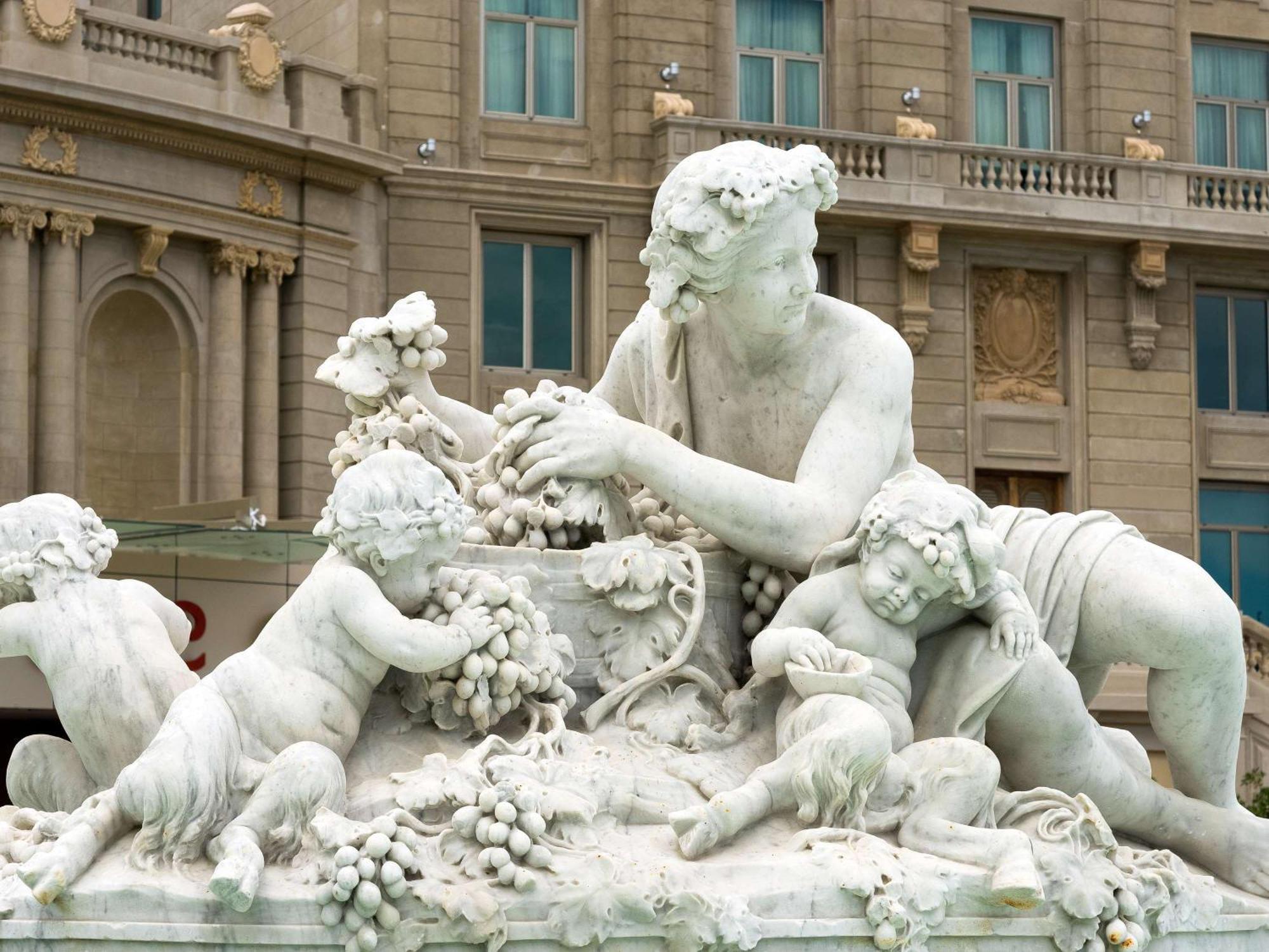 Sofitel Montevideo Casino Carrasco & Spa Buitenkant foto Fountain of the Three Graces