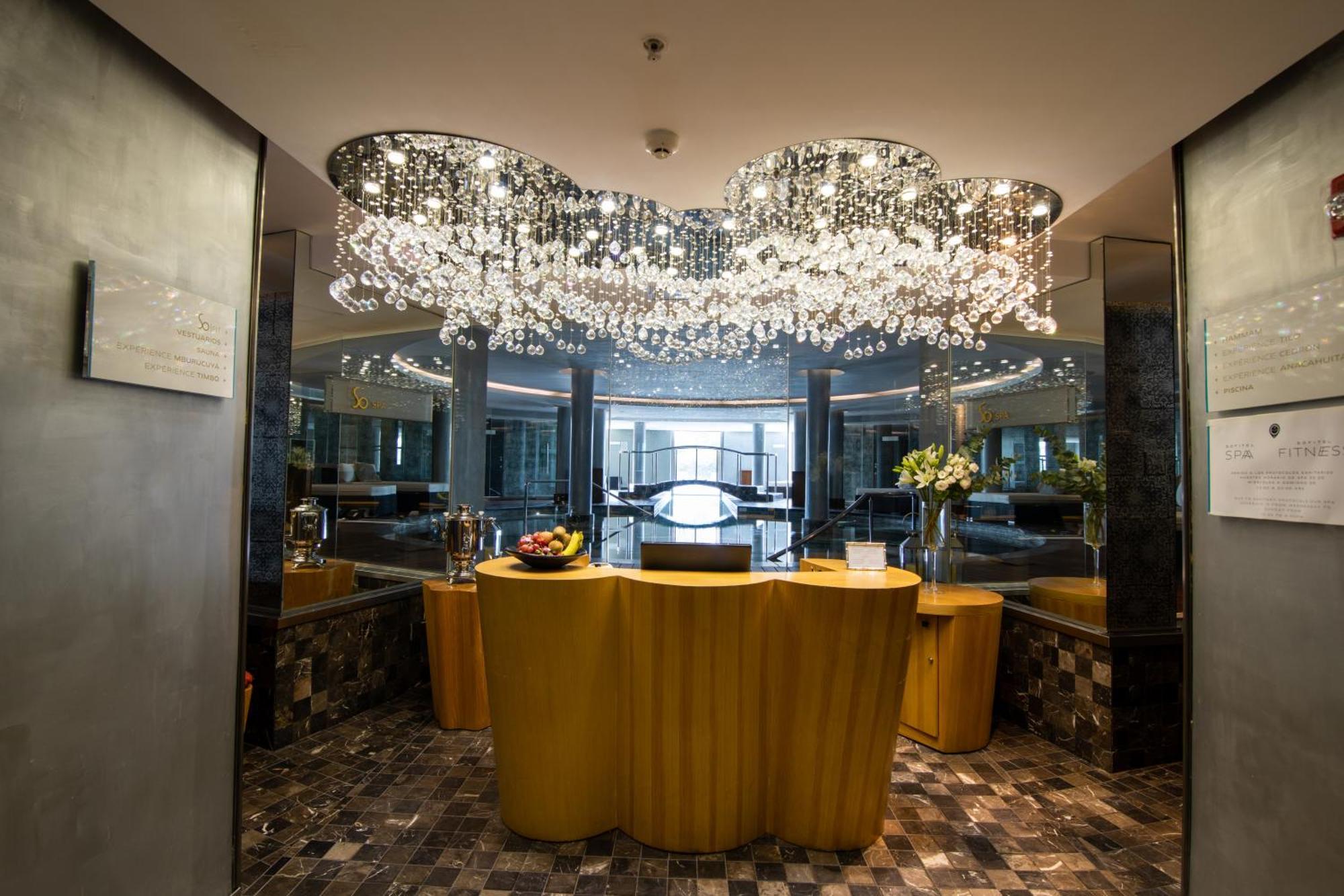 Sofitel Montevideo Casino Carrasco & Spa Buitenkant foto The lobby of the hotel